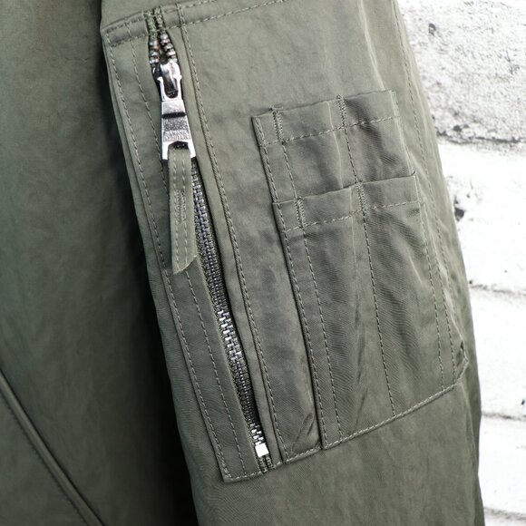Banana Republic Men's Bomber Jacket Size Large Olive Green BNWT - Picture 7 of 16